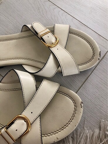 39 Beden ten rengi Renk H&M terlik