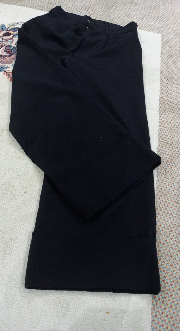 Düğmeli Siyah Midi Kadın Pantolon - Görsel 3