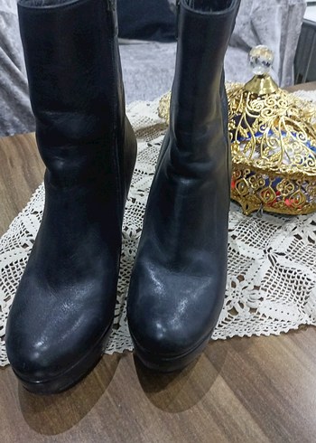 Kilitli Siyah Deri Platform Topuklu Bot - Görsel 2