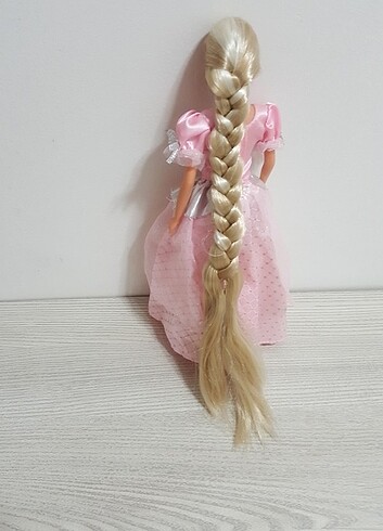  Beden RAPUNZEL SINDY BEBEK