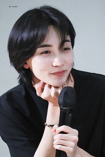 jeonghan