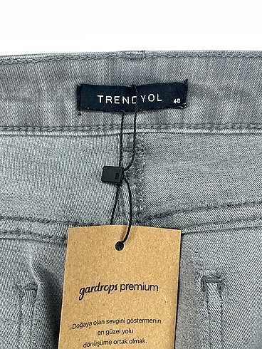40 Beden gri Renk Trendyol & Milla Jean / Kot %70 İndirimli.