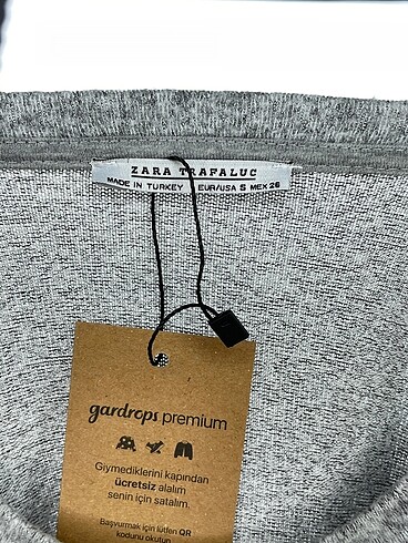 s Beden gri Renk Zara Bluz %70 İndirimli.