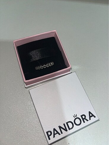 Pandora yüzük