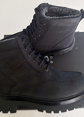 BOOS Siyah Kürklü Erkek Street Style Bot - Görsel 5