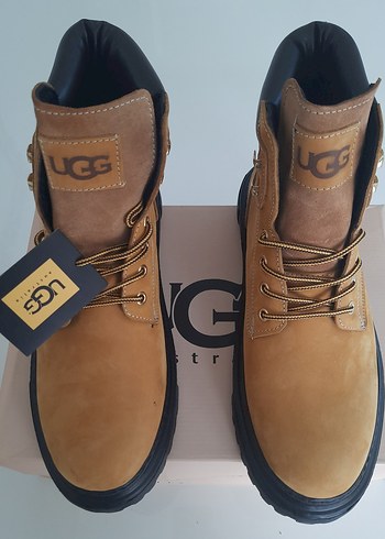 Ugg 42
