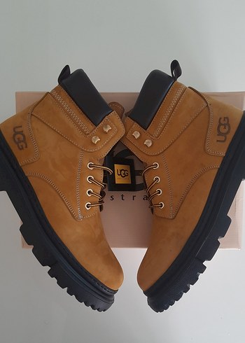 UGG Erkek Taba Süet Bağcıklı Street Style Bot - Görsel 4