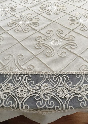 Geleneksel Beyaz Nakışlı Masa Örtüsü - Görsel 8