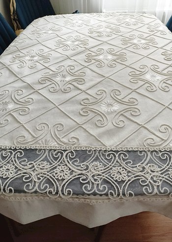 Geleneksel Beyaz Nakışlı Masa Örtüsü - Görsel 4