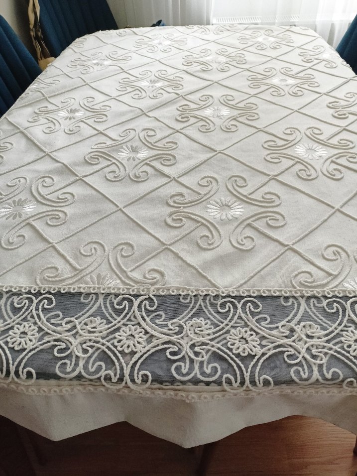 Geleneksel Beyaz Nakışlı Masa Örtüsü - Görsel 4