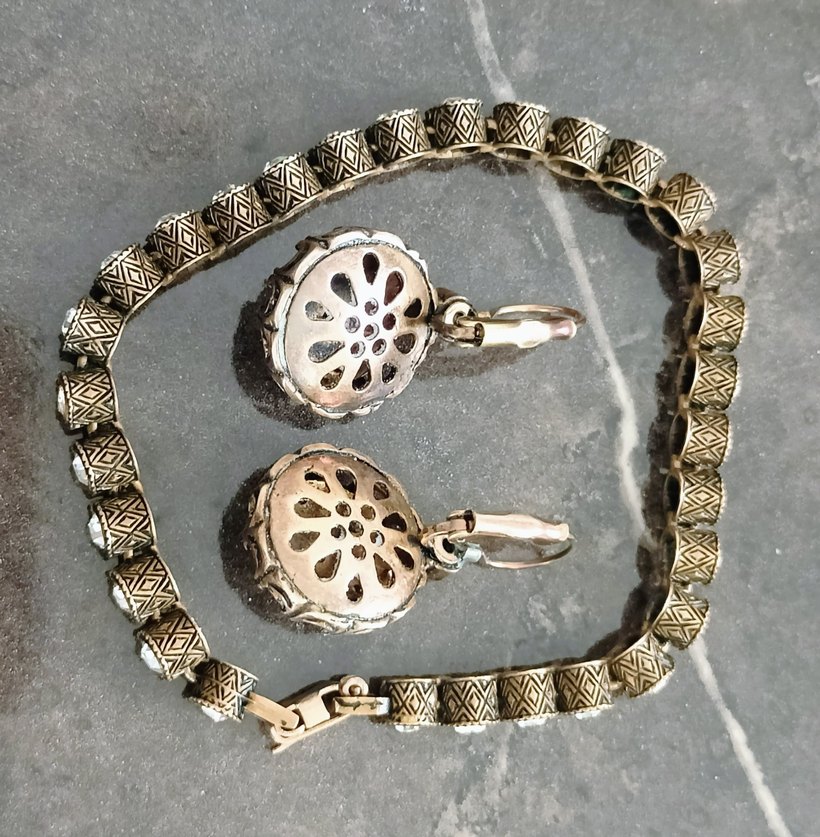 Vintage Altın Renkli elmas konturlu Taşlı Kadın Takı Seti - Görsel 4