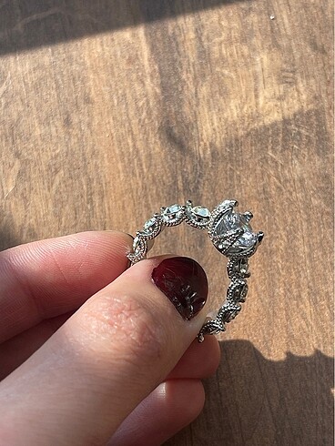 Göz alıcı yüzük - Görsel 5