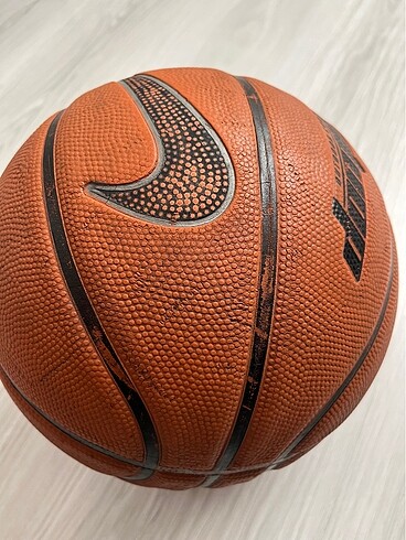  Basketbol topu nike