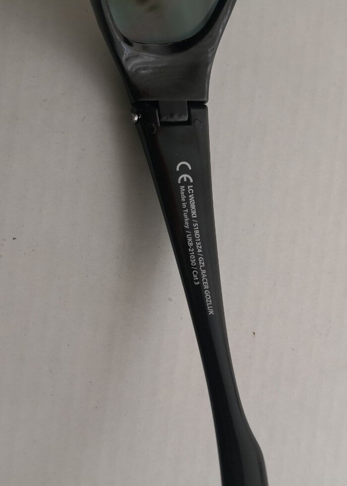 LCW Erkek Çocuk Güneş Gözlüğü - Görsel 4