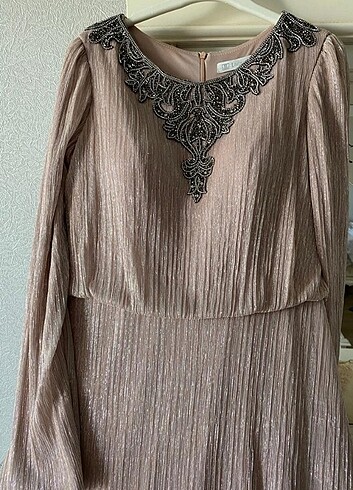 Pembe abiye elbise 