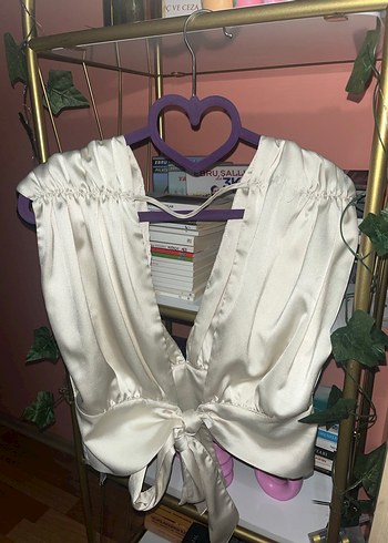 Saten V Yaka Drapeli Kadın Bluz - Görsel 5