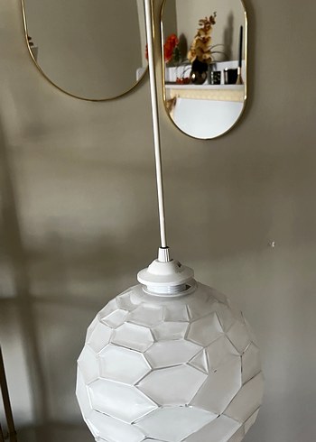 Beyazları Küre Tasarımlı Sarkıt Avize - Görsel 3