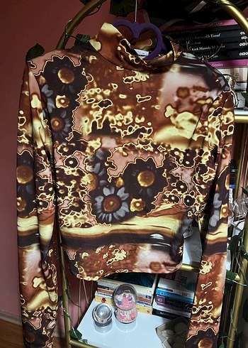 Bershka Sırt Dekolteli Bluz - Görsel 5