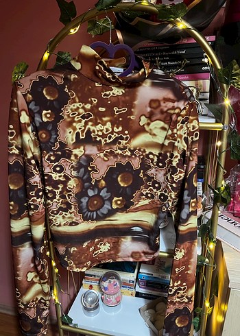 Bershka Sırt Dekolteli Bluz - Görsel 6