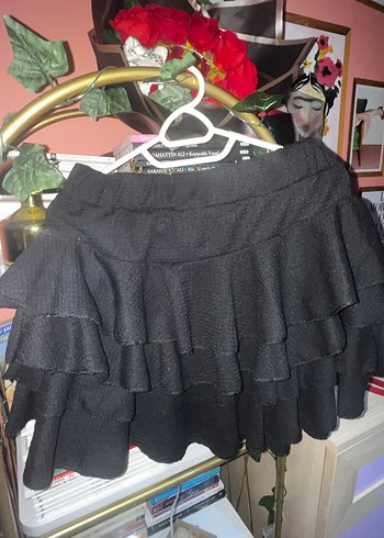 Siyah Fırfırlı Beli Lastikli Mini Etek - Görsel 4