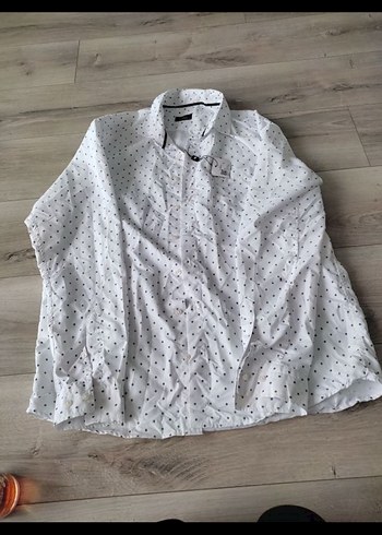 Erkek Beyaz Düğmeli Uzun Kollu Gömlek - Görsel 2