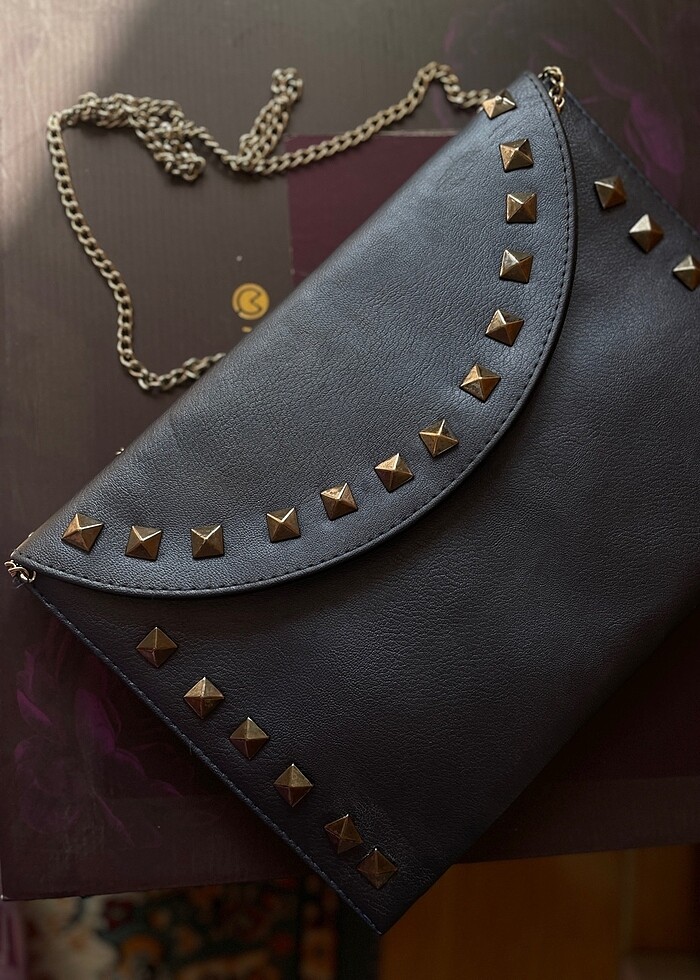 Zımbalı çanta - Görsel 3