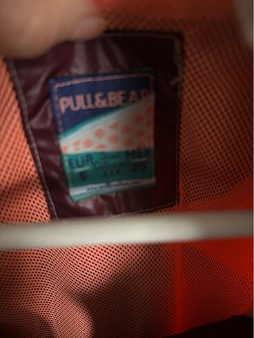 Pull and Bear Pull and bear rüzgarlık