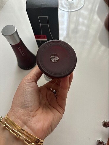  Beden İki adet orjinal hugo boss boş parfüm şişesi orjinal