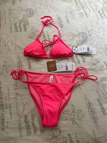 Tatlı neon pembe bilini takımı