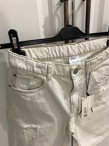 11-12 Yaş Beden beyaz Renk Zara jean şort