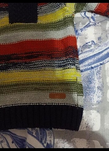 LC Waikiki Yepyeni havalı LCW kazak