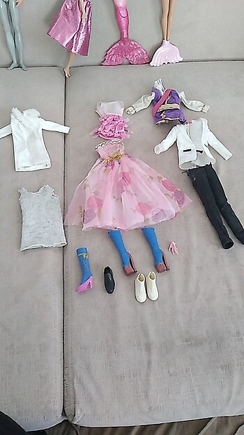 Barbie kiyafetleri