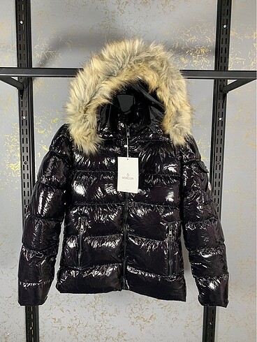 MONCLER MARKA MONT