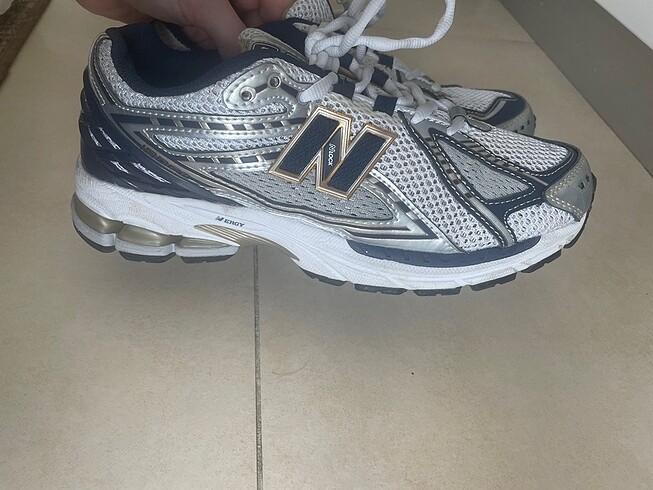 39,5 Beden New balance 1906