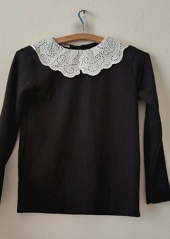 Kız Çocuk Siyah Dantelli Yakalı Bluz - Görsel 2