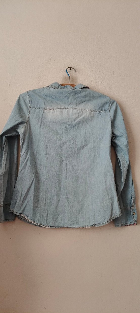 Düğmeli Uzun Kollu Denim Kadın Gömlek - Görsel 4