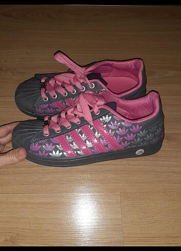 Spor ayakkabi 