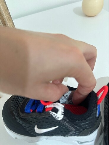 17 Beden siyah Renk Orijinal nike bebek ayakkabısı