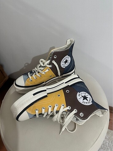 Orijinal converse