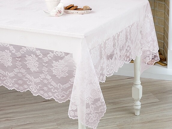 Englis Home Dantelli Masa Örtüsü