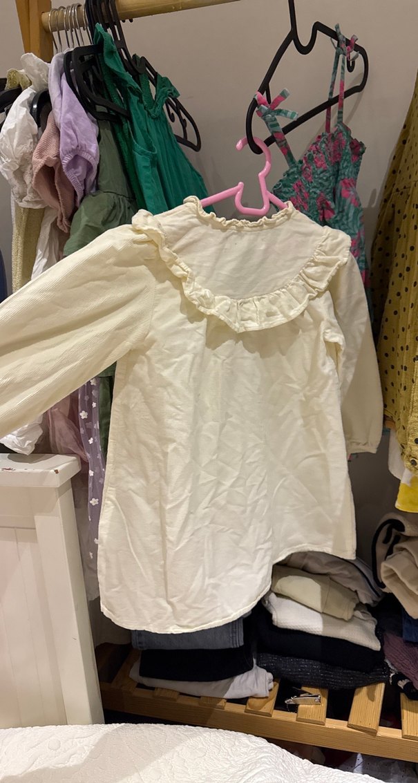 Nakışlı Fırfırlı Beyaz Kız Gömlek elbise - Görsel 3