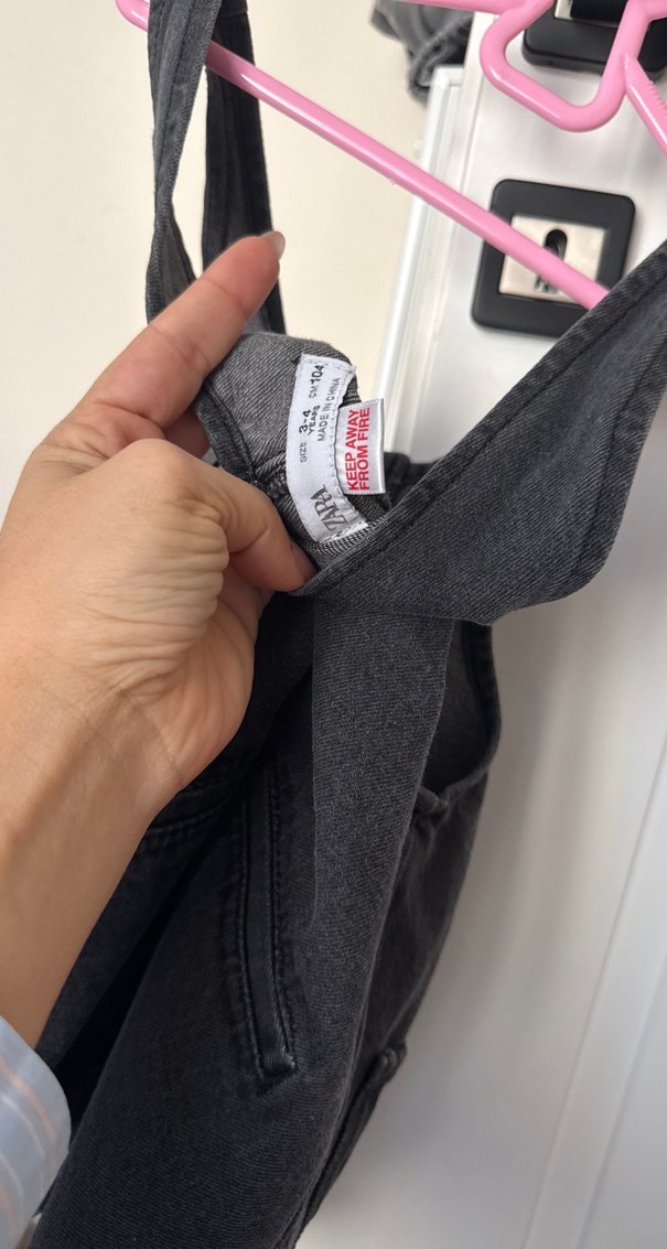 Kız Çocuk Siyah Denim Düğmeli elbise - Görsel 5