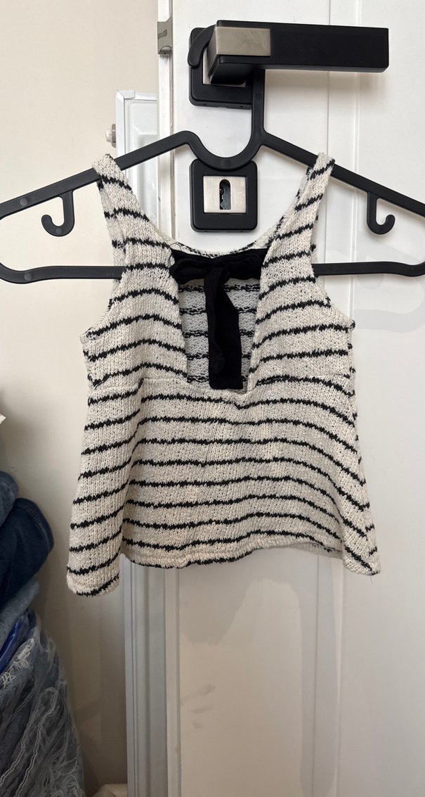 Kız Çocuk Çizgili Triko Kolsuz Bluz - Görsel 2