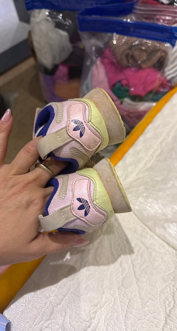 Kız Çocuk Pembe Cırtlı Spor Ayakkabı - Görsel 4