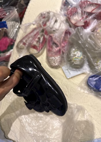 Kız Çocuk Siyah Rugan Babet Ayakkabı Velcro - Görsel 4