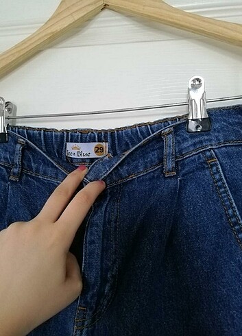 29 Beden mavi Renk Mavi Mom Jean