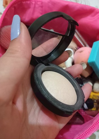 Flormar highlighter
