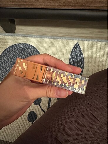 Maybelline aydınlatıcı allık