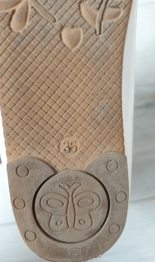 Kız Çocuk Beyaz Parlak Fiyonklu Babet - Görsel 2