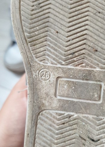 26 Beden Gri Kız Çocuk Spor Ayakkabı Kalp Detaylı